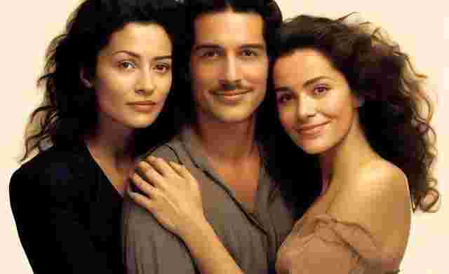 11月25日崩坏学园2超高校级的绝望怎么样弹丸论破联动徽章绝望　崩坏学园2怎么快速升级-崩坏学园2快速升级攻略